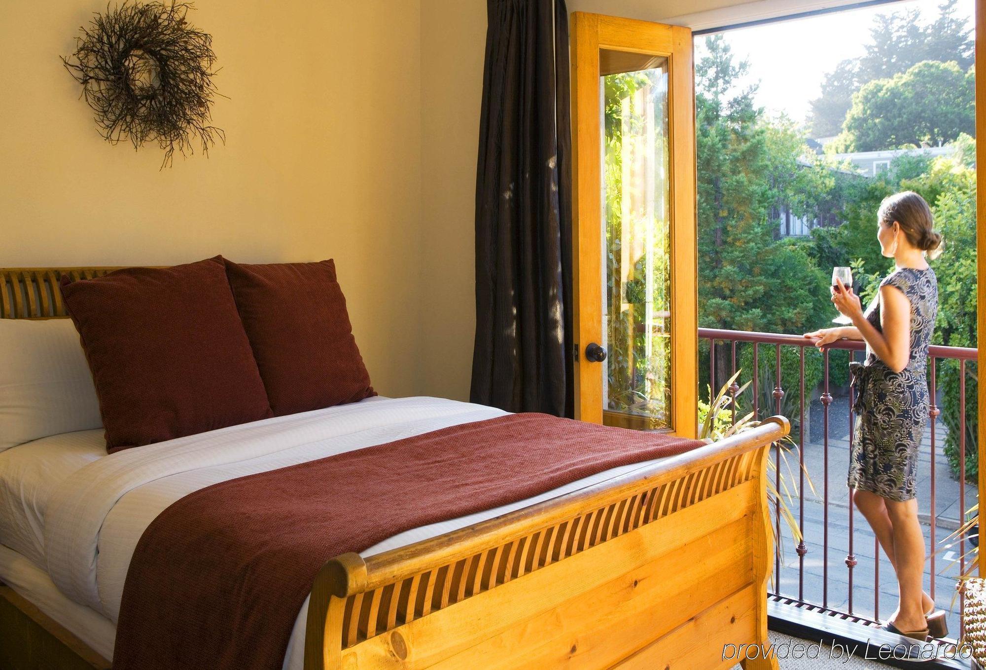 Mill Valley Inn 3*